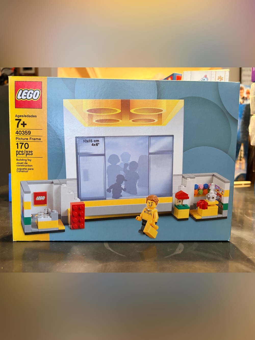 Sealed. Rare. Retired. Hard to Find. Lego Store Picture Frame 40359